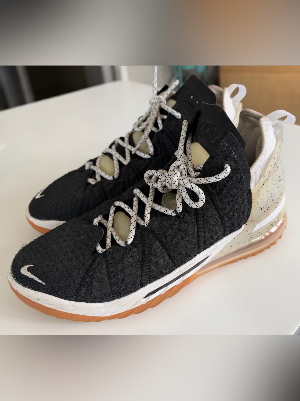 Nike Men's LeBron 18s